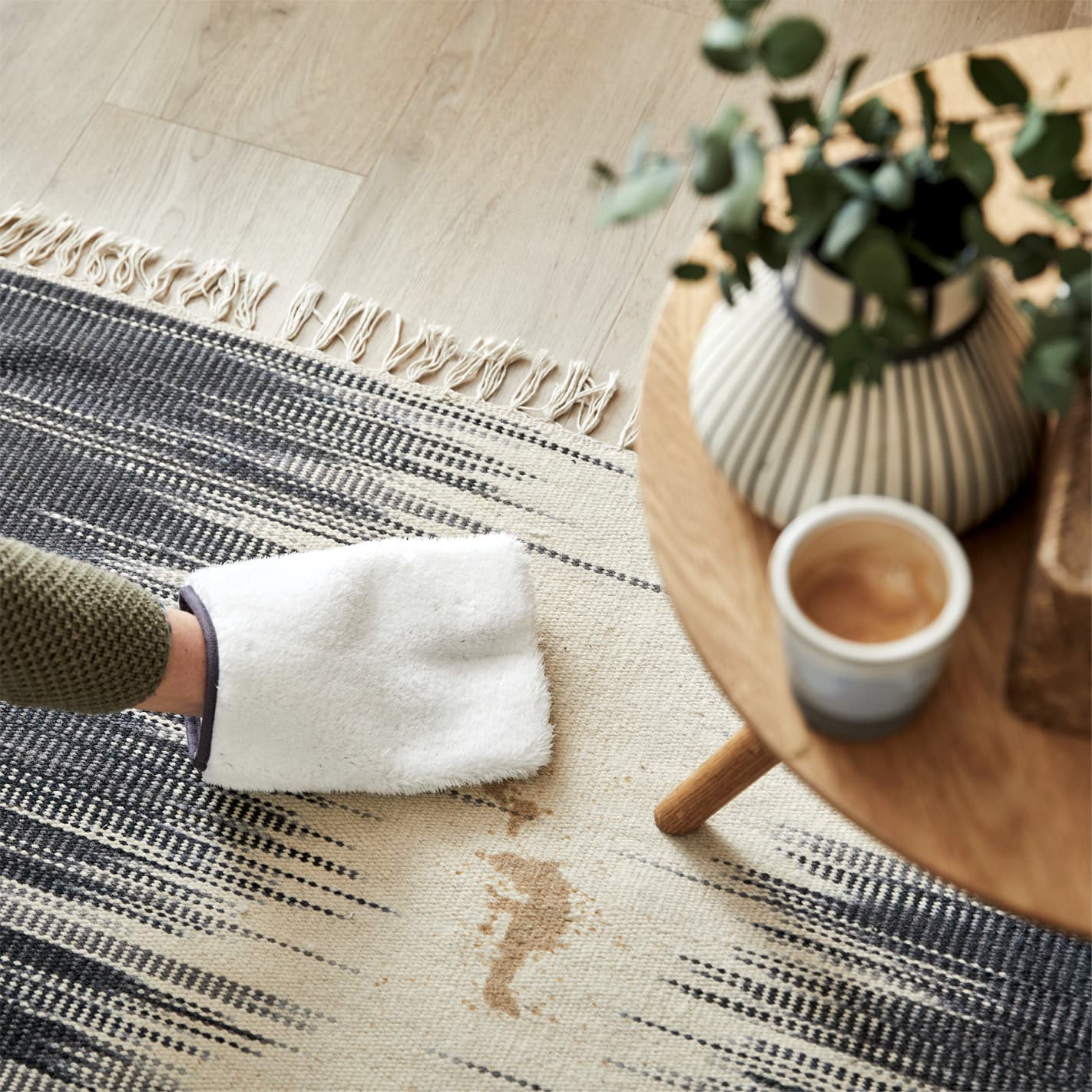 Gant Multi-Usages H2O at Home : Test Complet du Microfibre qui Nettoie à l'Eau